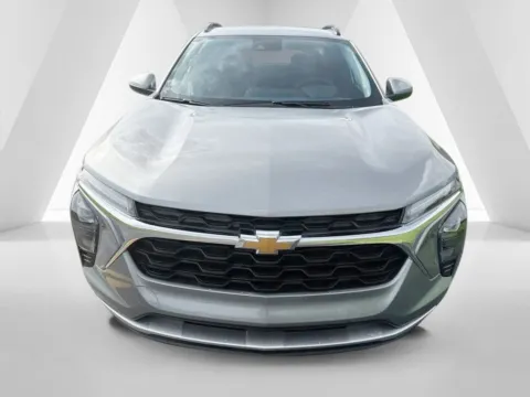 Photos of 2026 Chevrolet Trax LT for sale in Waverly, OH at Hometown Chevrolet