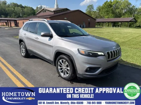 Silver 2019 Jeep Cherokee Latitude Plus for sale in Waverly, OH