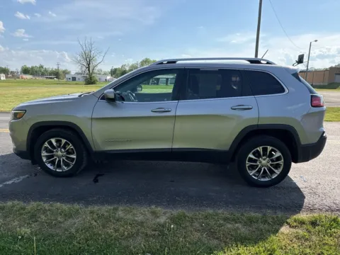 More photos of 2019 Jeep Cherokee Latitude Plus at Hometown Chevrolet, OH