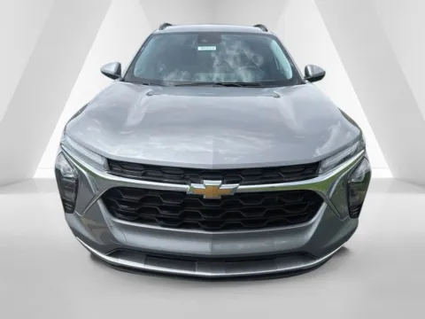 Photos of 2026 Chevrolet Trax LT for sale in Waverly, OH at Hometown Chevrolet