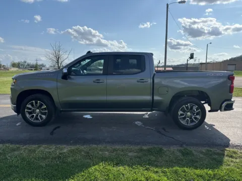More photos of 2022 Chevrolet Silverado 1500 LTD LT at Hometown Chevrolet, OH
