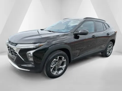 Another view of 2026 Chevrolet Trax LT for sale in Waverly, OH at Hometown Chevrolet