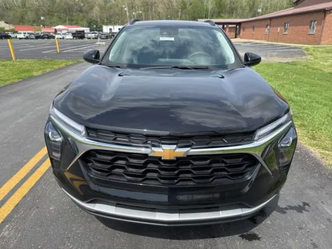 Photos of 2026 Chevrolet Trax LT for sale in Waverly, OH at Hometown Chevrolet