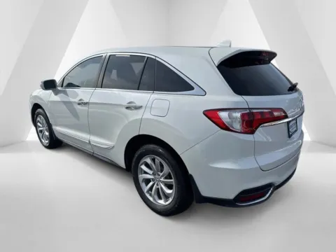 More photos of 2016 Acura RDX at Hometown Chevrolet, OH