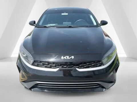 Photos of 2023 Kia Forte LXS for sale in Waverly, OH at Hometown Chevrolet