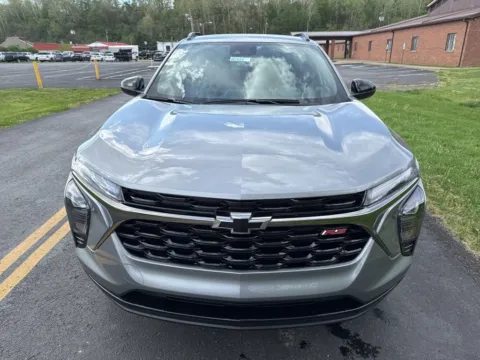 Photos of 2026 Chevrolet Trax 2RS for sale in Waverly, OH at Hometown Chevrolet