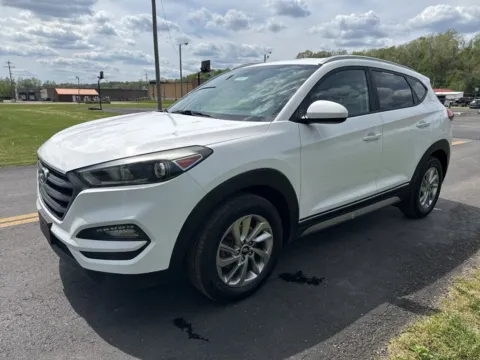 Another view of 2017 Hyundai Tucson SE for sale in Waverly, OH at Hometown Chevrolet