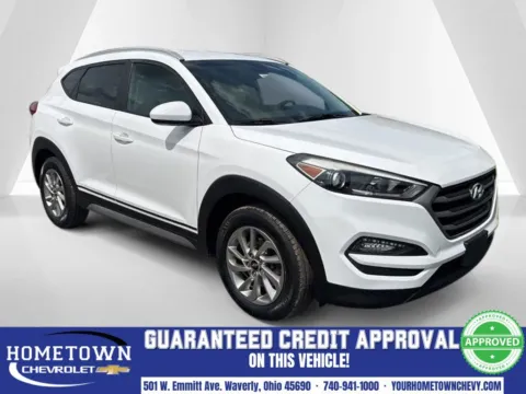 White 2017 Hyundai Tucson SE for sale in Waverly, OH