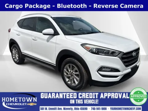 White 2017 Hyundai Tucson SE for sale in Waverly, OH