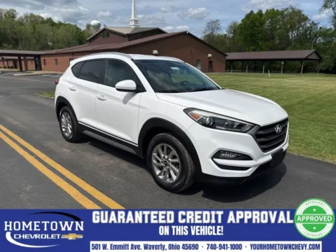 White 2017 Hyundai Tucson SE for sale in Waverly, OH