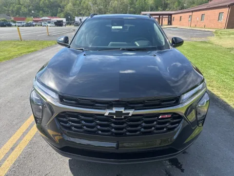 Photos of 2026 Chevrolet Trax 2RS for sale in Waverly, OH at Hometown Chevrolet