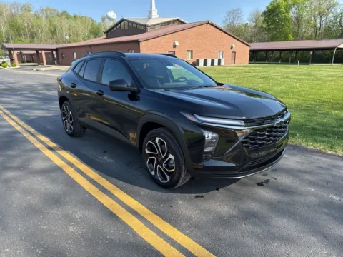 Black 2026 Chevrolet Trax 2RS for sale in Waverly, OH