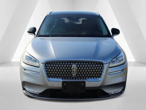 Photos of 2021 Lincoln Corsair Reserve for sale in Waverly, OH at Hometown Chevrolet