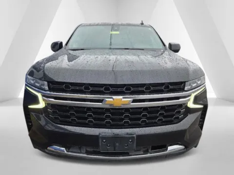 Photos of 2021 Chevrolet Suburban LS for sale in Waverly, OH at Hometown Chevrolet