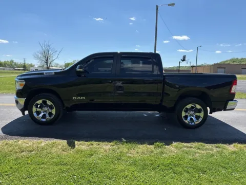 More photos of 2022 Ram 1500 Big Horn/Lone Star at Hometown Chevrolet, OH