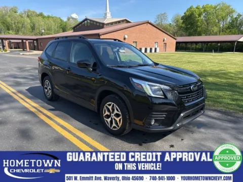Black 2023 Subaru Forester Premium for sale in Waverly, OH