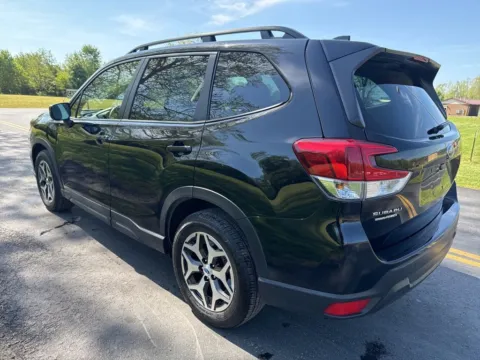 More photos of 2023 Subaru Forester Premium at Hometown Chevrolet, OH
