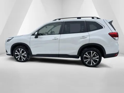 More photos of 2023 Subaru Forester Limited at Hometown Chevrolet, OH
