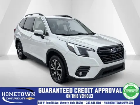 White 2023 Subaru Forester Limited for sale in Waverly, OH