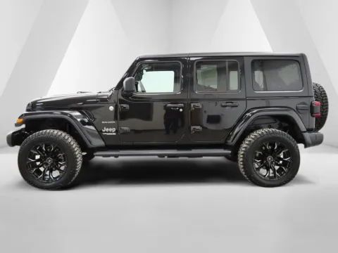 More photos of 2020 Jeep Wrangler Unlimited Sahara at Hometown Chevrolet, OH