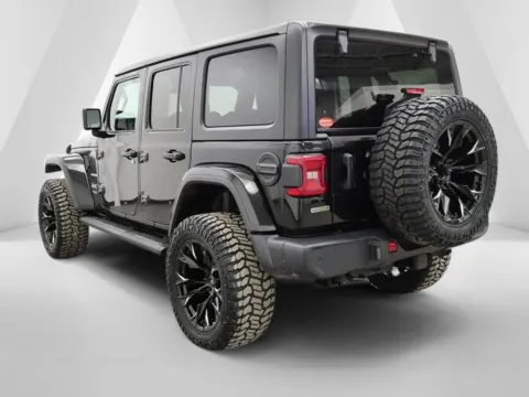 More photos of 2020 Jeep Wrangler Unlimited Sahara at Hometown Chevrolet, OH