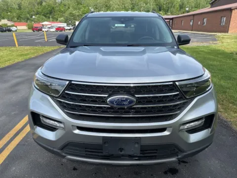Photos of 2023 Ford Explorer XLT for sale in Waverly, OH at Hometown Chevrolet