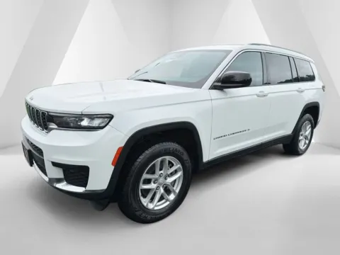 Another view of 2023 Jeep Grand Cherokee L Laredo for sale in Waverly, OH at Hometown Chevrolet