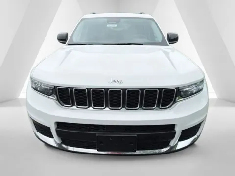 Photos of 2023 Jeep Grand Cherokee L Laredo for sale in Waverly, OH at Hometown Chevrolet