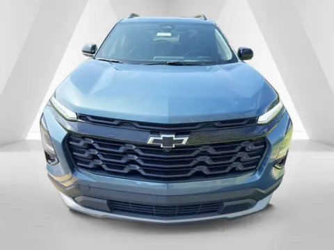 Photos of 2026 Chevrolet Equinox LT for sale in Waverly, OH at Hometown Chevrolet