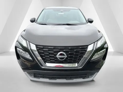 Photos of 2023 Nissan Rogue SV for sale in Waverly, OH at Hometown Chevrolet