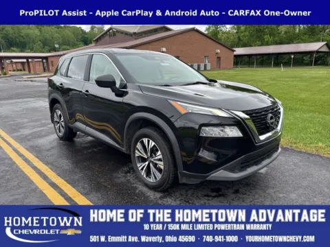 Black 2023 Nissan Rogue SV for sale in Waverly, OH