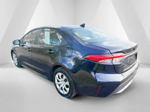 More photos of 2022 Toyota Corolla LE at Hometown Chevrolet, OH