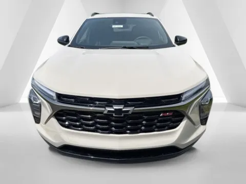 Photos of 2026 Chevrolet Trax 2RS for sale in Waverly, OH at Hometown Chevrolet