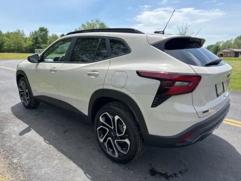 More photos of 2026 Chevrolet Trax 2RS at Hometown Chevrolet, OH