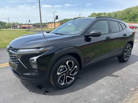 Another view of 2026 Chevrolet Trax 2RS for sale in Waverly, OH at Hometown Chevrolet