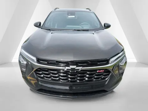 Photos of 2026 Chevrolet Trax 2RS for sale in Waverly, OH at Hometown Chevrolet