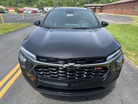 Photos of 2026 Chevrolet Trax 2RS for sale in Waverly, OH at Hometown Chevrolet