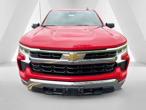Photos of 2023 Chevrolet Silverado 1500 LT for sale in Waverly, OH at Hometown Chevrolet