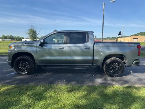 More photos of 2023 Chevrolet Silverado 1500 LT at Hometown Chevrolet, OH