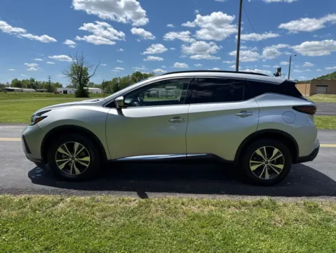 More photos of 2023 Nissan Murano SV at Hometown Chevrolet, OH