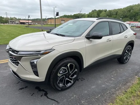 Another view of 2026 Chevrolet Trax 2RS for sale in Waverly, OH at Hometown Chevrolet