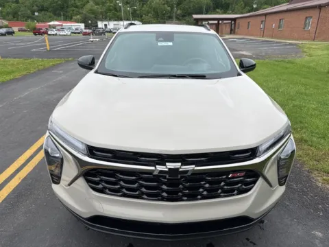 Photos of 2026 Chevrolet Trax 2RS for sale in Waverly, OH at Hometown Chevrolet