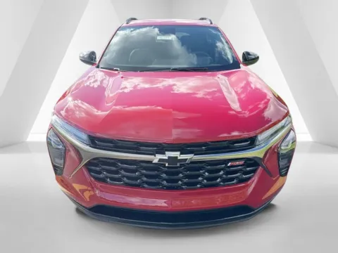 Photos of 2026 Chevrolet Trax 2RS for sale in Waverly, OH at Hometown Chevrolet