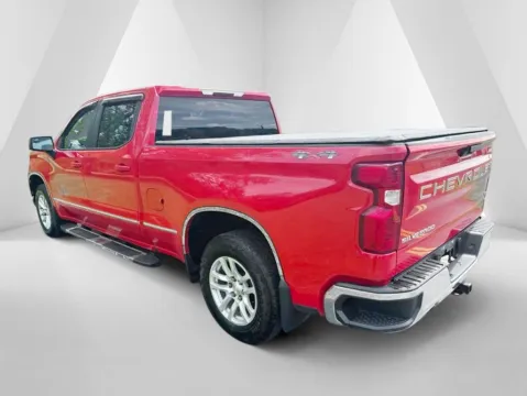 More photos of 2019 Chevrolet Silverado 1500 LT at Hometown Chevrolet, OH