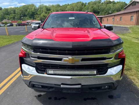 Photos of 2019 Chevrolet Silverado 1500 LT for sale in Waverly, OH at Hometown Chevrolet
