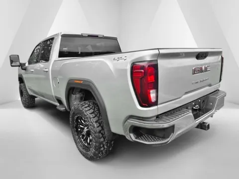 More photos of 2021 GMC Sierra 2500HD SLE at Hometown Chevrolet, OH