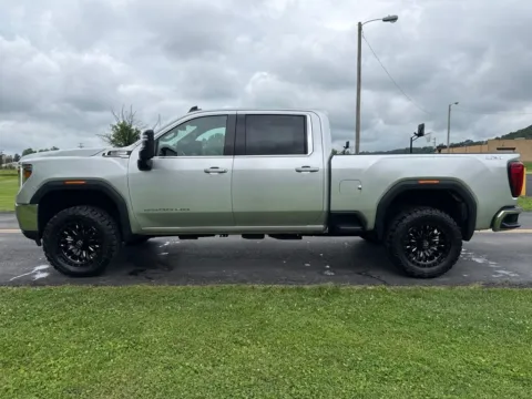 More photos of 2021 GMC Sierra 2500HD SLE at Hometown Chevrolet, OH
