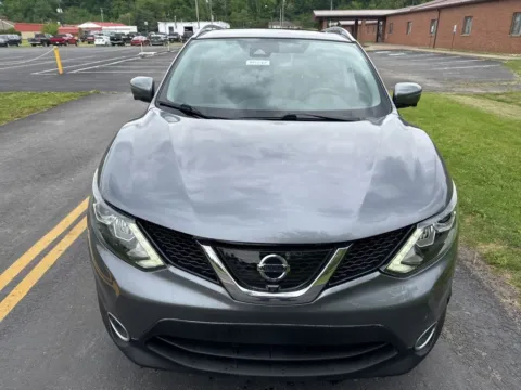 Photos of 2017 Nissan Rogue Sport SL for sale in Waverly, OH at Hometown Chevrolet