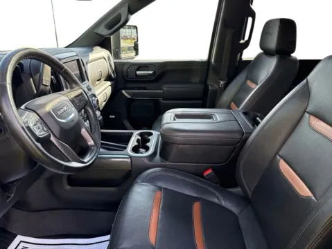 More photos of 2022 GMC Sierra 2500HD AT4 at Hometown Chevrolet, OH