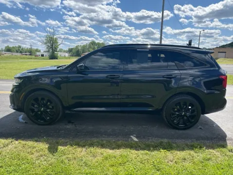 More photos of 2021 Kia Sorento SX at Hometown Chevrolet, OH